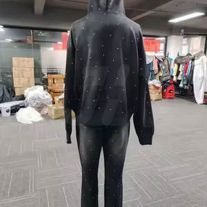 Ropa al aire libre Precio al por mayor Chándales de diamantes de imitación Último diseño Mejor calidad Hombres Chándales de diamantes de imitación - Product Image 6