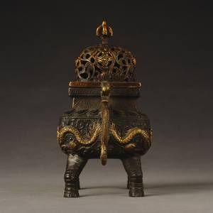 เตาเผากำยานทองเหลืองแบบปิด สไตล์หรูหรา สำหรับตกแต่งบ้าน สำนักงาน หรือสถานที่ทางศาสนา ใช้กับกำยานบาคูร์แบบอาหรับ กำยานธรรมชาติจากอินเดีย ทนทาน ผลิตตามสั่ง - Product Image 4