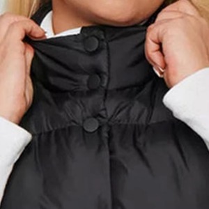 Nouveau hiver nouveauté classique noir boutonné matelassé gilet bouffant pour les femmes léger chaud sans manches veste - Product Image 6
