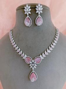 Collier fantaisie en diamant CZ Zircon avec boucles d'oreilles ensemble de bijoux aspect diamant américain pour cadeau de mariage fête élégante pour les femmes - Product Image 4