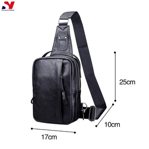 กระเป๋าคาดอกสะพายข้างสำหรับผู้ชายหนัง PU มีช่องชาร์จยูเอสบี - Product Image 2