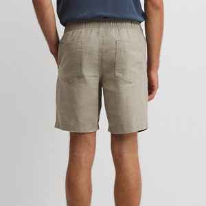 Short respirant pour hommes en tissu 100% coton avec logo imprimé bouffant personnalisé avec poches latérales vente en gros - Product Image 4