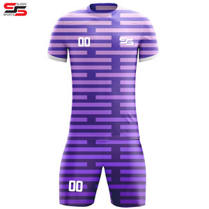 Ensemble d'uniformes de football unisexe pour hommes et femmes, maillot à manches courtes et short assorti - Product Image 3