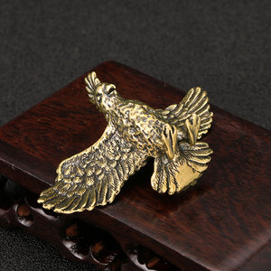 Escultura de Loro Dorado Volador de Latón Fundido, Decoración de Jardín para el Hogar, Loro de Lujo en Miniatura, Decoración de Interiores, Pequeña Estatua - Product Image 4