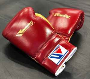 Nuevos Guantes de Boxeo Winning con Logotipo Personalizado para Entrenamiento Profesional, Sparring y Combate de MMA - Product Image 1