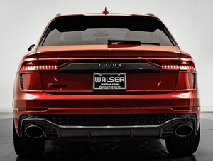 (W&T) PROMOCIÓN Venta de Autos Usados: Audi RS Q8 2024, SUV 4x4 (4.0L 8 cilindros Turbo Gasolina/Híbrido Suave Eléctrico 8A) - Product Image 2