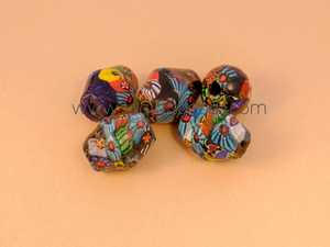 Cuentas de vidrieras Vintage antiguas gruesas grandes de tamaño 20*20 MM Ideal para diseñadores de joyas y Tiendas de Cuentas - Product Image 5