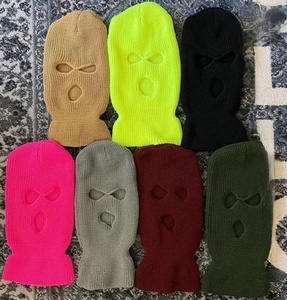 Cagoule de masque de ski personnalisable avec des options de conception uniques - Product Image 1