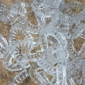 Protège-dents en plastique transparent sur mesure pour équipement de boxe MMA pour la protection des dents pour l'entraînement - Product Image 6