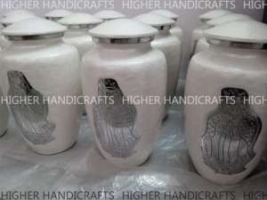 Urne funéraire contemporaine en aluminium pour adulte Dame de Guadalpe Urne funéraire décorative - Product Image 6