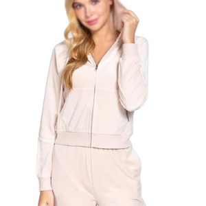 Ensemble de survêtement pour femme en velours respirant en polyester et coton, design unique, deux pièces, manches longues, sweat à capuche zippé et pantalon de survêtement - Product Image 4