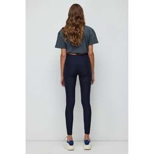 Leggings Deportivos Sin Costuras de Tela Elástica de Cintura Alta Azul Marino - Product Image 6