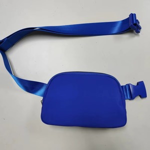 Wholesale Adjustable Unisex Nylon Fitness Yoga Fanny Pack <b>Waterproof</b> Custom Logo Waist Bags for Outdoor Use Trendy Fashionable - Product Image 4