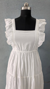 Robe longue en pur coton avec motif floral imprimé bloc à la main Logo au dos Tenue de jour sans manches d'été Joli style indien - Product Image 2