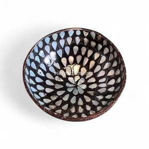 Tazón de Coco Hecho a Mano con Incrustaciones de Nácar para Servir Comida y Decoración de Mesa del Hogar, de Vietnam - Product Image 6