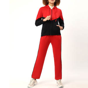 Mode de haute qualité Survêtement pour femmes Activewear Running Wear Survêtement pour femmes avec logo personnalisé imprimé Oem - Product Image 2