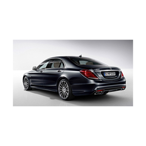 Mercedes-Benz Luxury 600-Class Comodidad inigualable y exclusividad de potencia con interior de cuero oscuro AWD Drive R15 Tamaño del neumático - Product Image 3