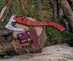 Hacha de Acero con Alto Contenido de Carbono Premium Hecha a Mano al por Mayor con Mango de Madera Tallado a Mano, Hacha Vikinga OEM con Empuñadura de Cuero y Funda - Product Image 6