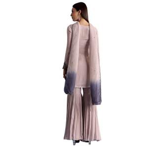 Ensemble Kurta perlé en chinon beige avec ombre Dupatta pour réception de fête de mariage et célébrations culturelles personnalisées - Product Image 4