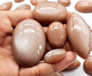 Collar de cabujón de piedra lunar de melocotón, cristales de piedras preciosas naturales sueltas de grado AAA, mezcla de tamaños, formas, joyería pulida suave, certificado IGI - Product Image 5