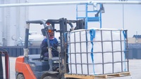 Bitume 60/70 en sacs jumbo de 1000 kg, emballage haute performance pour le pavage routier en Afrique et en Asie du Sud-Est