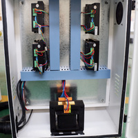 Routeur CNC polyvalent pour le bois, idéal pour la fabrication de pièces de quincaillerie et de panneaux de meubles en bois, avec table de fraisage CNC haute vitesse