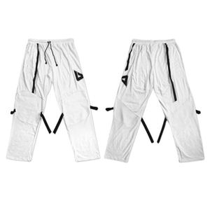 Pantalon de hockey sur glace léger équipement de protection durable avec ajustement réglable et évacuation de l'humidité pour des performances élevées sur les sports de glace - Product Image 3