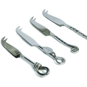 Rebanador de queso con mango redondo audaz de madera Juego de esparcidor de queso de acero inoxidable con elegante hoja chapada en oro - Product Image 4