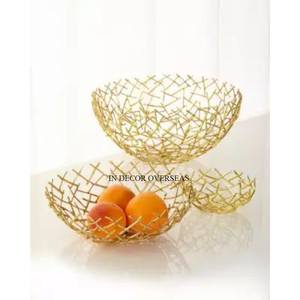 Fil métallique plaqué or de haute qualité de qualité supérieure fait un look accrocheur ensemble de 3 paniers de rangement de fruits et de pain à bas prix - Product Image 1