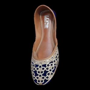 รองเท้า khusa คุณภาพสูงดีไซน์ชั้นนำสำหรับผู้หญิงและเด็กผู้หญิงรองเท้าสไตล์ khusa ทำมือสำหรับผู้หญิงใช้ในร่ม - Product Image 6