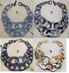 Collar de Lujo Hecho a Mano con Cuerno de Búfalo, Joyería Natural y Sostenible para Mujer, Alta Calidad - Product Image 6