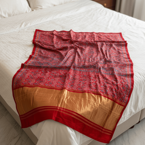 Sari en coton et soie tissé à la main Raktika Rekha Ajrakh, soie de Banarasi, imprimé à la main, doux et élégant pour les festivals et les fêtes - Product Image 5