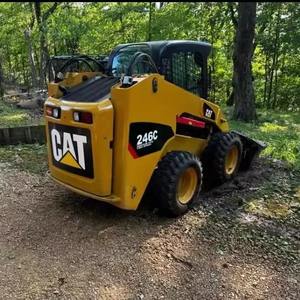 Chargeuses compactes CAT 236D pour l'agriculture mini farm - Product Image 1