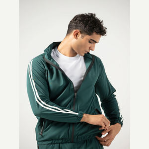 Conjunto Deportivo Elegante con Textura Suave y Diseño Moderno de Ropa Urbana, Chándal Premium con Corte Holgado - Product Image 4