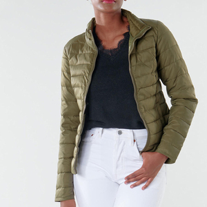 Veste matelassée en coton XL Slim Fit pour femme avec fermeture éclair respirante et veste teinte à col long de couleur unie - Product Image 5