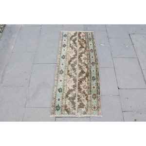 Tapis turc 1,5x3,5 pieds, petit tapis vintage, tapis persan en laine marron bleu - Product Image 1