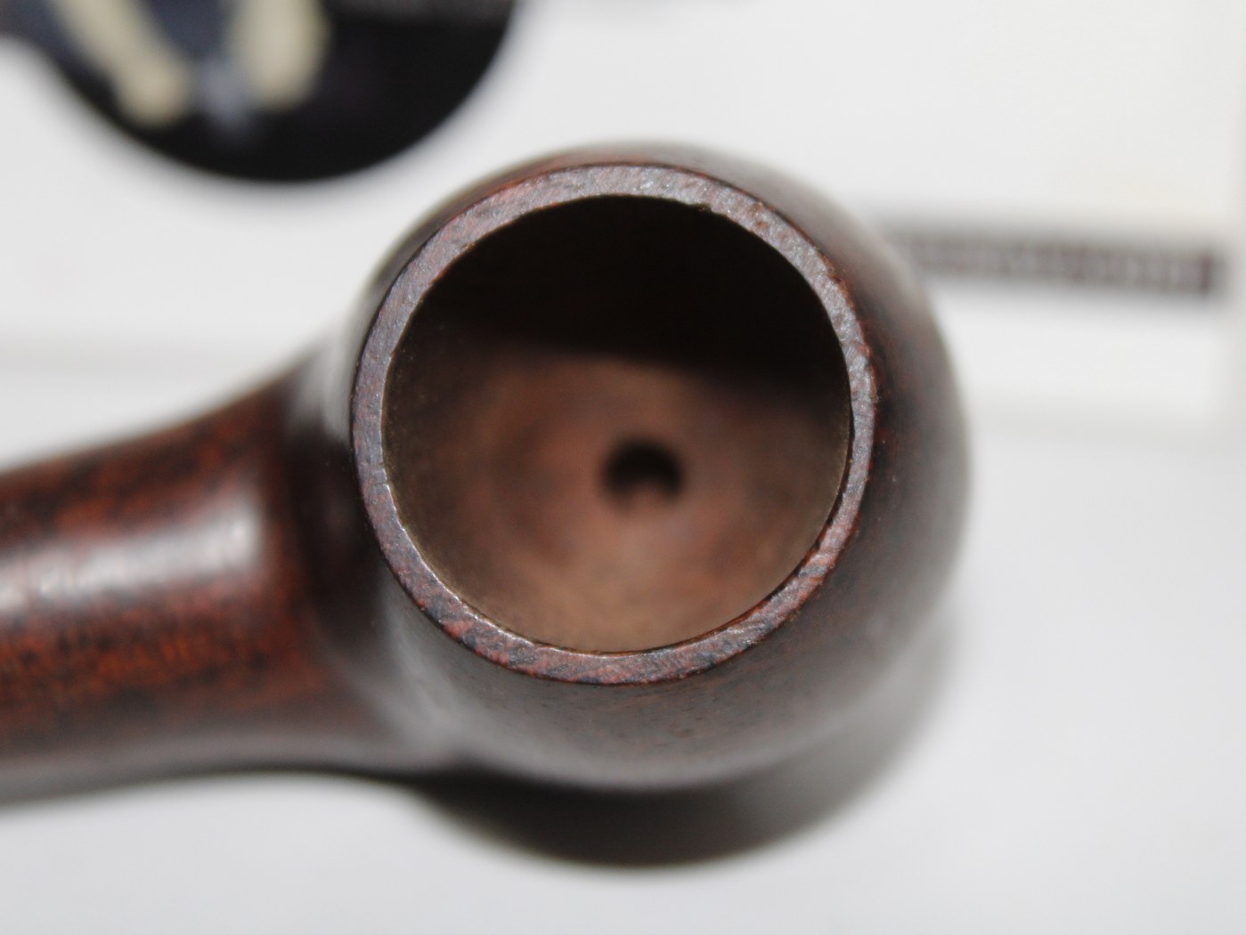 Marrón oscuro