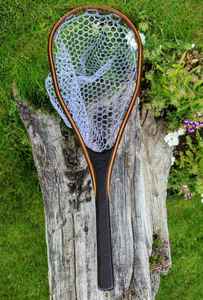 Épuisette de pêche à la mouche d'extérieur avec cadre en bois et filet en caoutchouc, outil de capture de truites à lancer à la main - Product Image 6