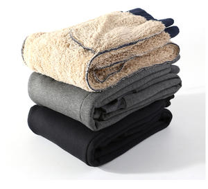 Venta al por mayor Casual Deportes de invierno Tallas grandes Terciopelo Cálido Fleece Grueso Pantalones de chándal de invierno para los hombres - Product Image 3