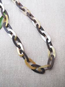 Collar de Cuerno de Búfalo Premium para Mujer, Joyería Decorativa Hecha a Mano, Pieza Elegante, Diseño Único, Accesorio con Estilo - Product Image 3