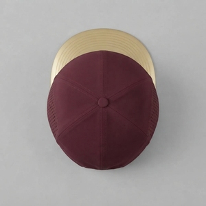 Casquette Snapback 5 Panneaux Bordeaux avec Visière Dorée Tissu Standard Unisexe Style Urbain Chapeau Décontracté Printemps-Été Taille Adulte Vente en Gros Logo - Product Image 6