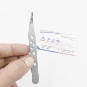Pince à épiler à 90 degrés à paillettes argentées de haute qualité pince à épiler à extension de cils en acier inoxydable saine et durable avec pointe pointue - Product Image 1