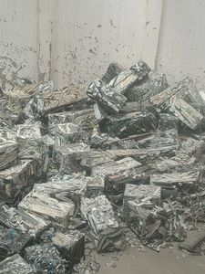 Achetez des tôles d'aluminium de haute qualité et très demandées, propres, triées, 99 % pures, pour le recyclage et la production d'alliages. - Product Image 4
