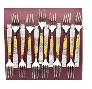 Cubiertos de metal con estilo y decorativos fabricados en India para bodas, banquetes y reuniones especiales a los mejores precios - Product Image 1
