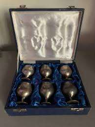 Gobelet élégant en laiton pour la maison, les hôtels, verres et verres de table, couleur argent, design moderne, argent et laiton plaqué or - Product Image 5