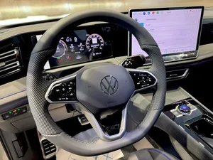Tiguan L Pro III 2026 (Mercado Chino) Bajo Kilometraje Motor en Buen Estado Transmisión Automática Techo Panorámico Faros LED - Product Image 2