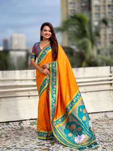 Sari en soie douce bleu royal élégant avec pallu en peau de vache Nandi, bordure de fleurs de lotus, travail de tissage Zari, sari pour femmes - Product Image 1