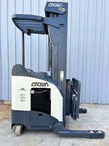 Crown FC & RC Series (Electric) powerful performance equipment designed for long term industrial use with reliable - Product Image 2