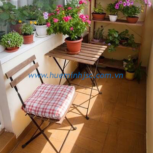 Chaise en bois de style moderne avec cadre en métal Fabriqué en bois d'acacia massif de haute qualité sur le plan environnemental - Product Image 4