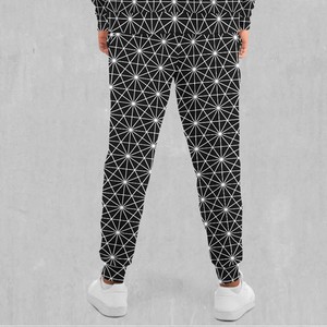 ชุดวอร์มแขนยาวแบบยูนิเซ็กซ์ ชุดกีฬาสำหรับทุกฤดูกาล ขายส่งชุดวอร์มยูนิเซ็กซ์ รับสกรีนโลโก้บนเสื้อฮู้ดดี้และกางเกงจ็อกเกอร์ - Product Image 6